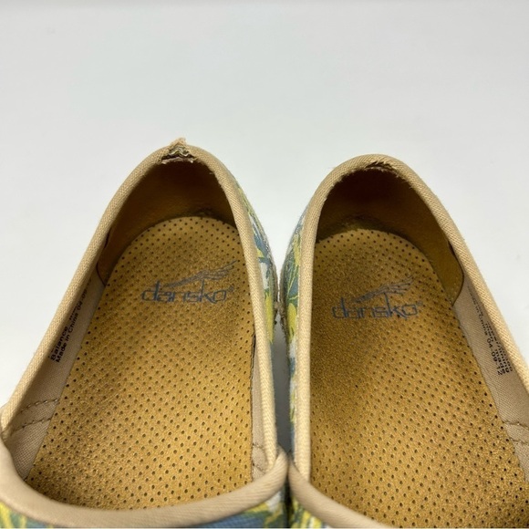 Dansko Blue and Yellow Hawaiian Floral Canvas Fabric Clogs Size 37 - Picture 15 of 15